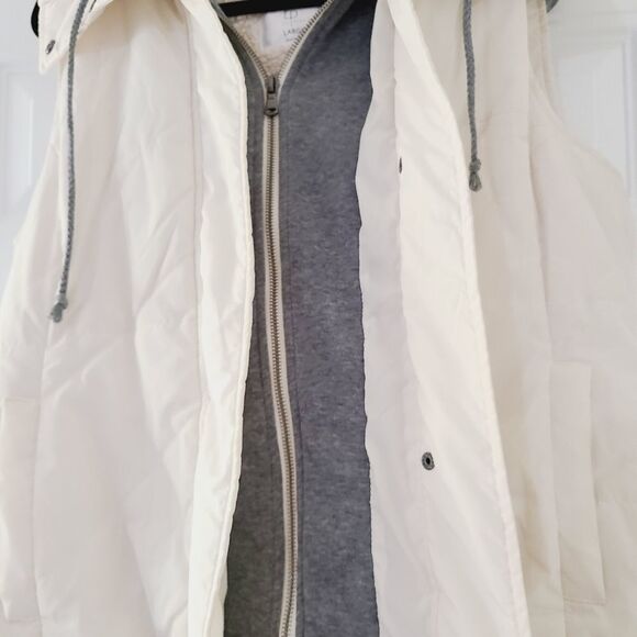 Liv & Piper vest from Vanity - Picture 8 of 10